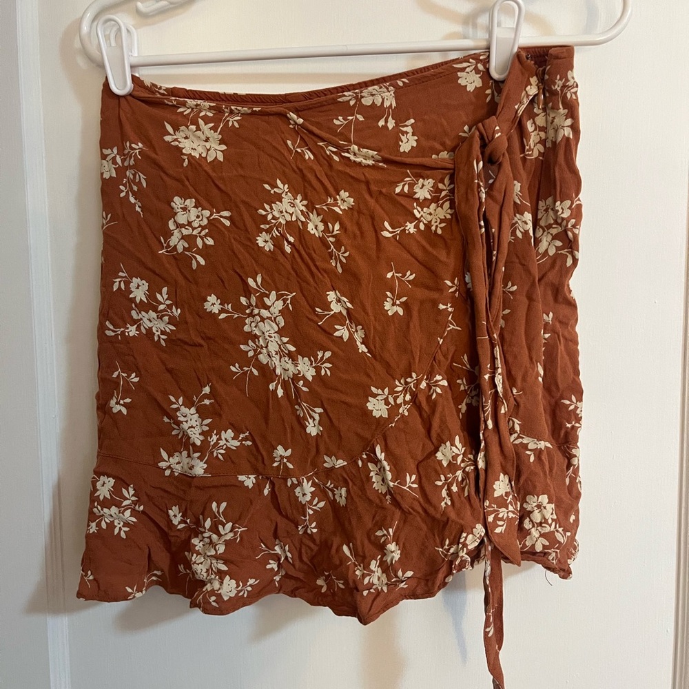 Abercrombie & Fitch Rust Floral Mini Skirt